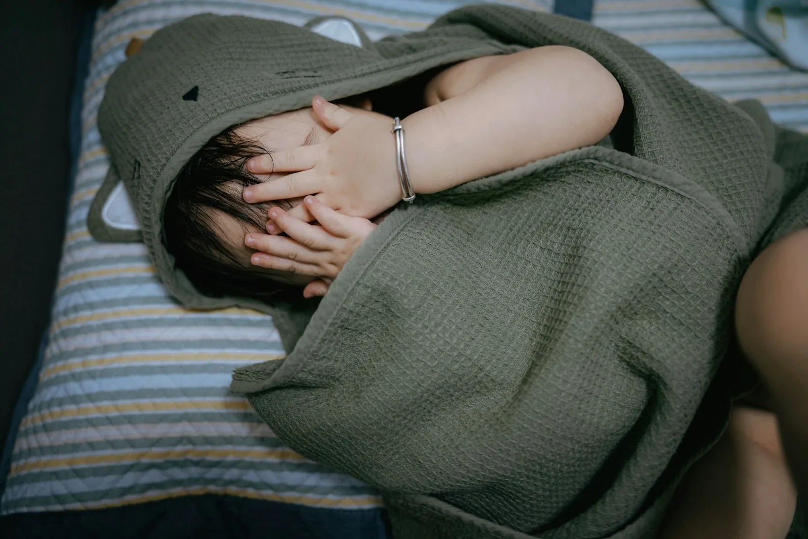 Laryngite enfant : symptômes, traitement et quand consulter