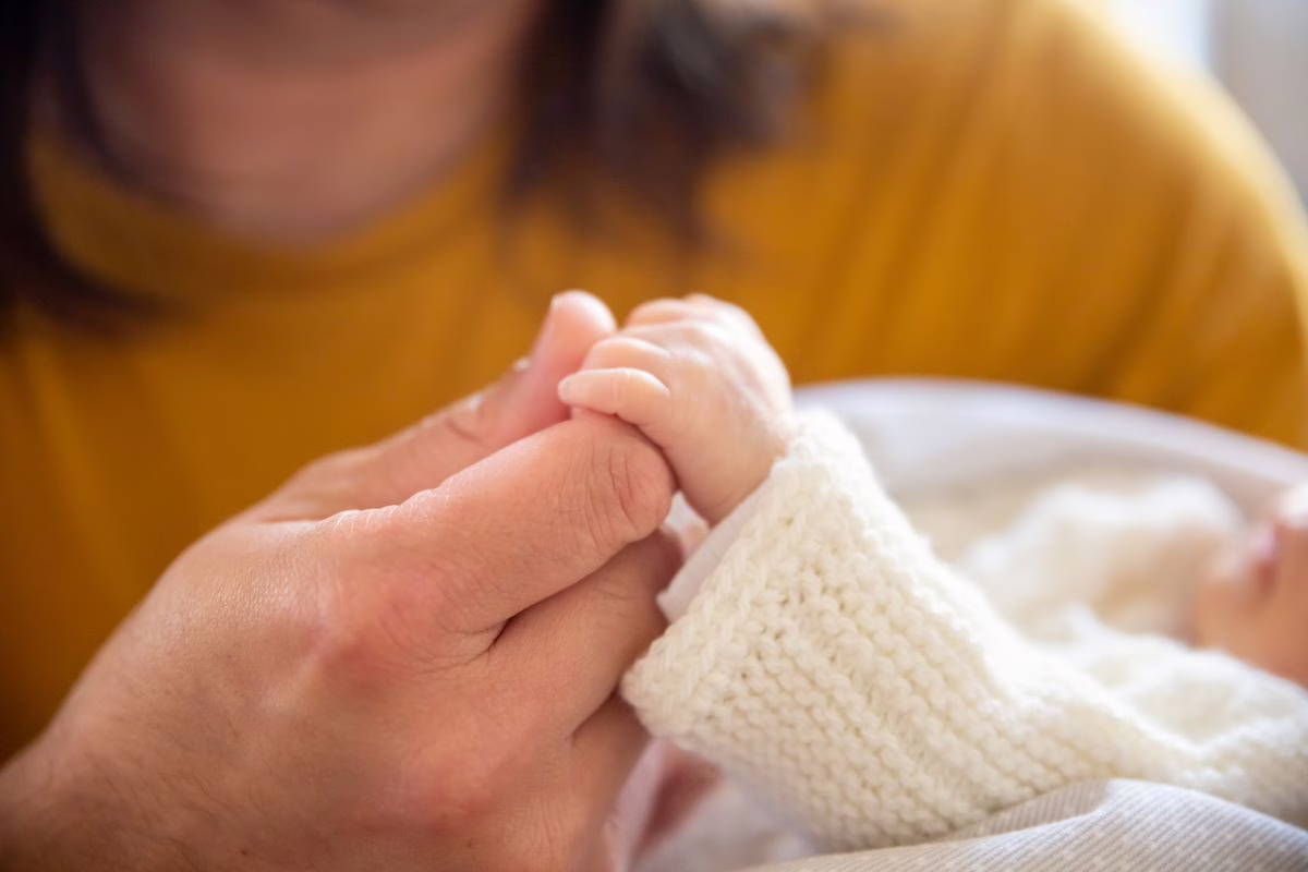 Congé supplémentaire de naissance : ce qui change au 1er juillet 2026