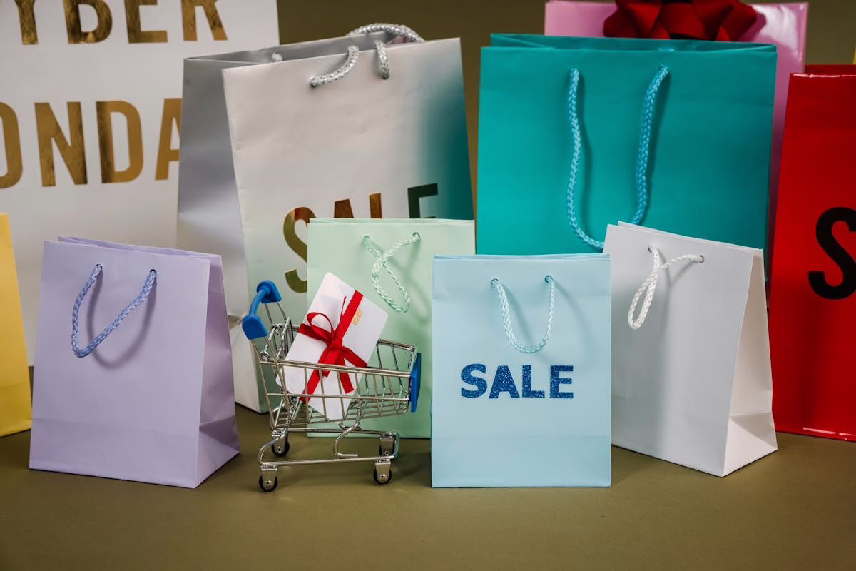 Soldes d&rsquo;été 2026 : les dates officielles pour équiper toute la famille