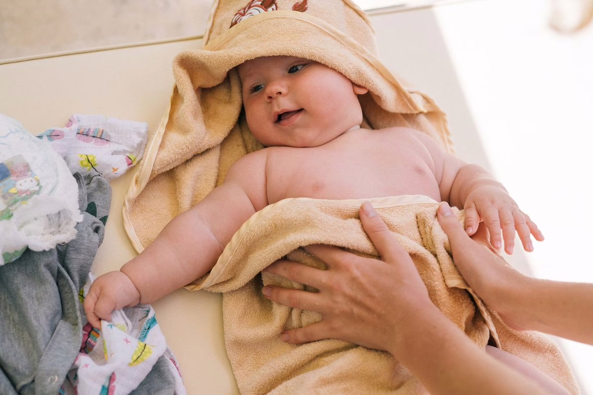 Cape de bain bébé rappelée Suza cape Bella risque de suffocation