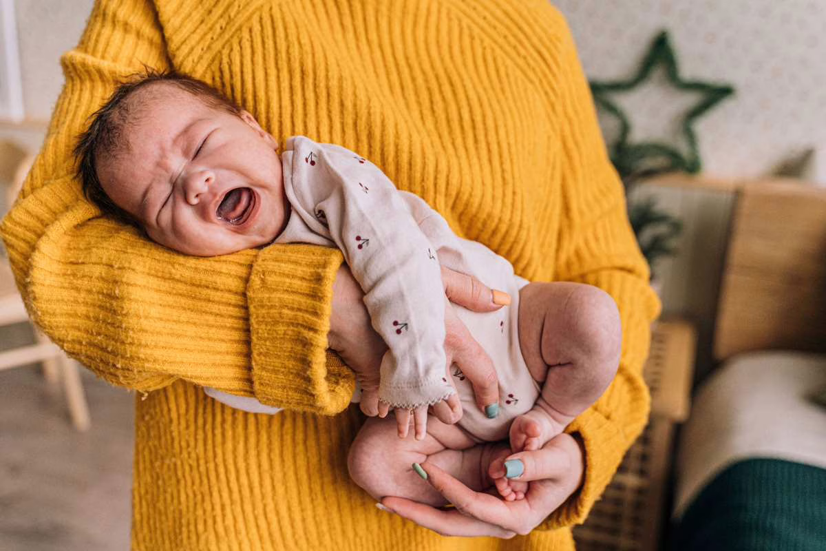 Syndrome du bébé secoué : ce qui se joue dans les secondes où un parent craque