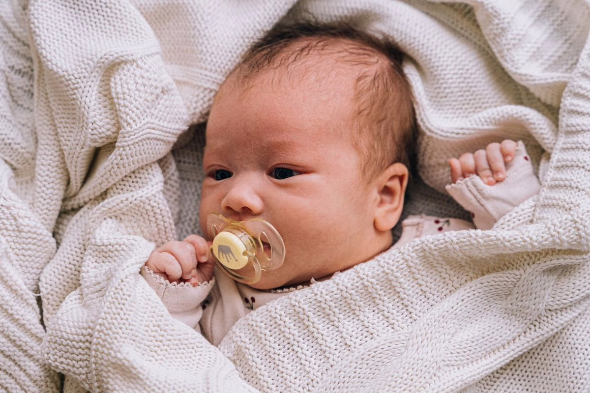 Objets bébé et enfant qui se périment : la liste et quand les changer